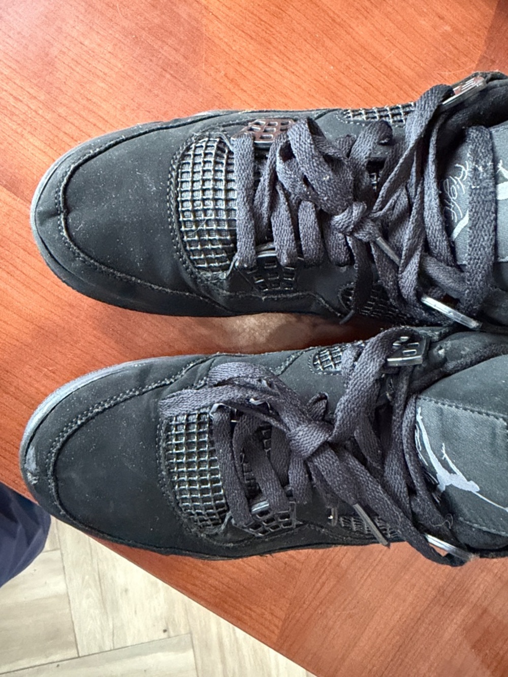 sneakers - Picture 3 of 8